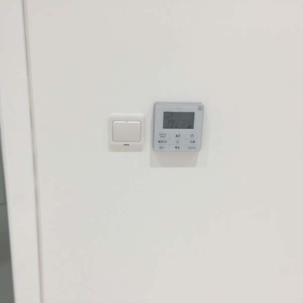 中央空調控制面板